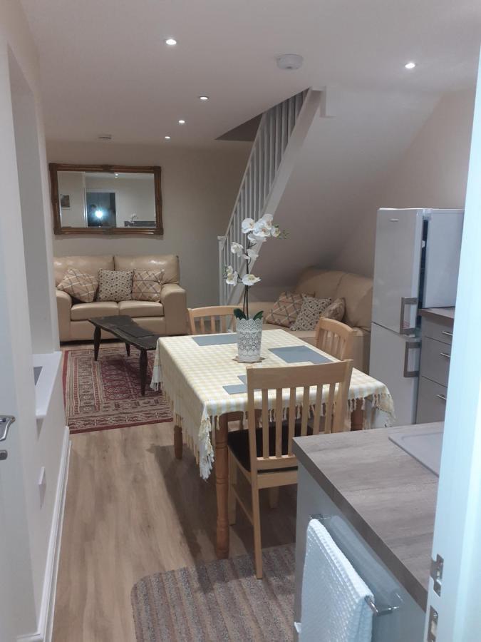 شقة Station Retreat 6B Comberton Terrace كيدرمينستر المظهر الخارجي الصورة